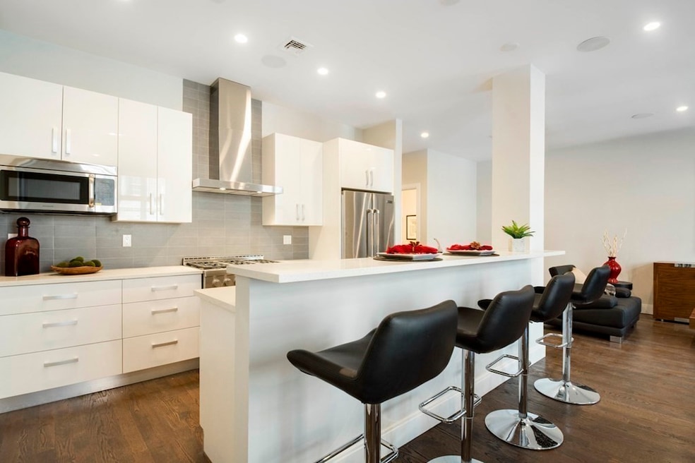 For Rent $5,600/month