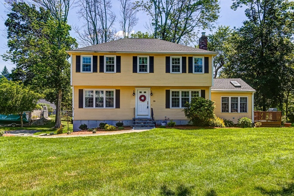 38 Waterview Dr, Medway, MA 02053 - photo 1