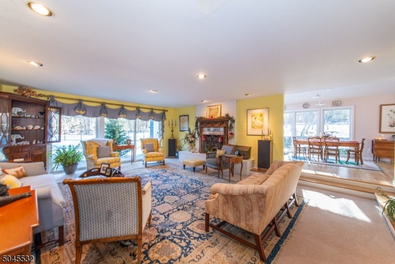 4 Horseshoe Bend Ln, Mendham, NJ 07945 - photo 1