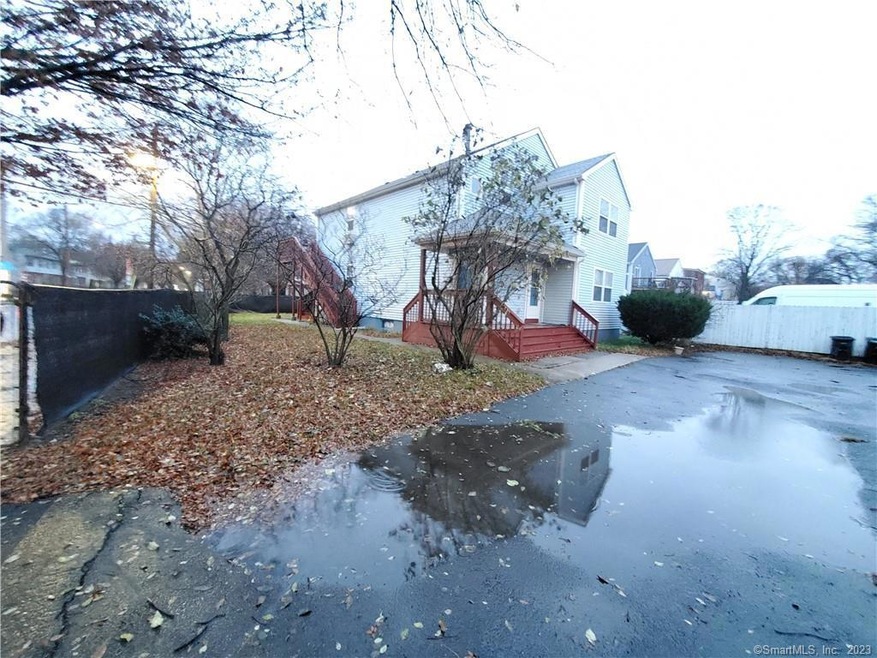 649 Congress Ave unit 2, New Haven, CT 06519 - photo 1