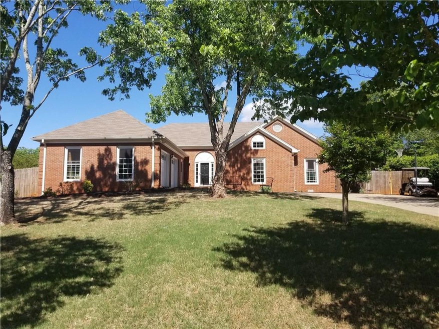 Beautiful 2 sided brick ranch, large property on a