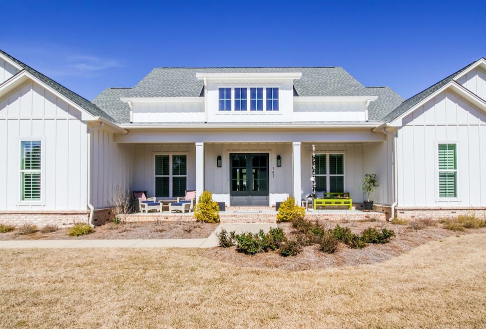 142 Downing St, Oxford, MS 38655 - photo 1