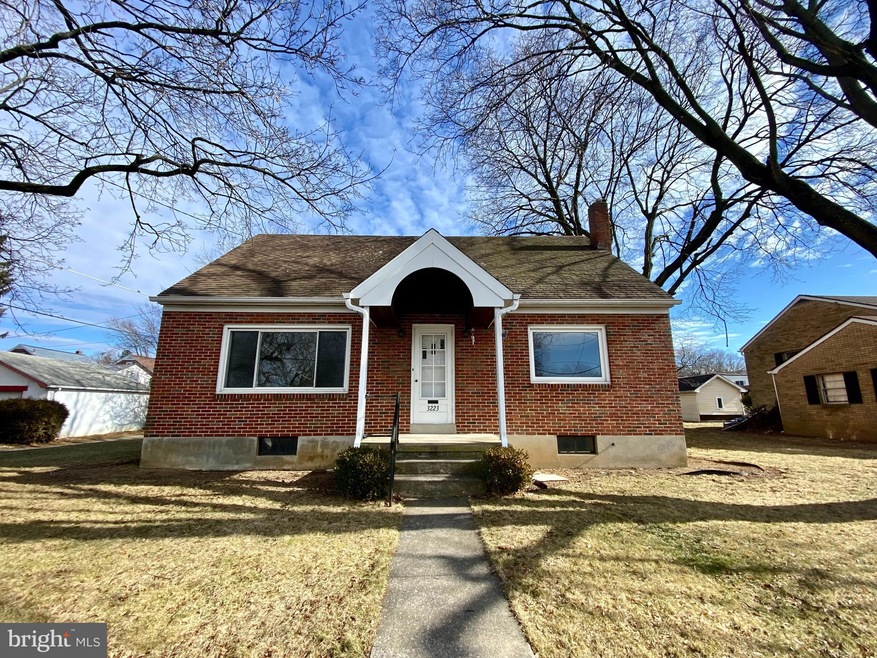 3223 Fulton St, Reading, PA 19605 - photo 1