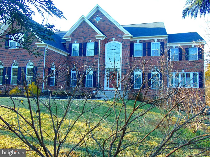 6718 Haycock Rd, Falls Church, VA 22043 - photo 1