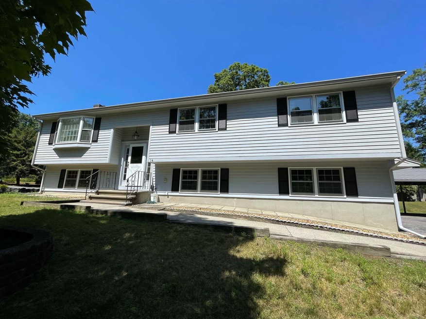 14 Danbury Rd, Nashua, NH 03064 - photo 1