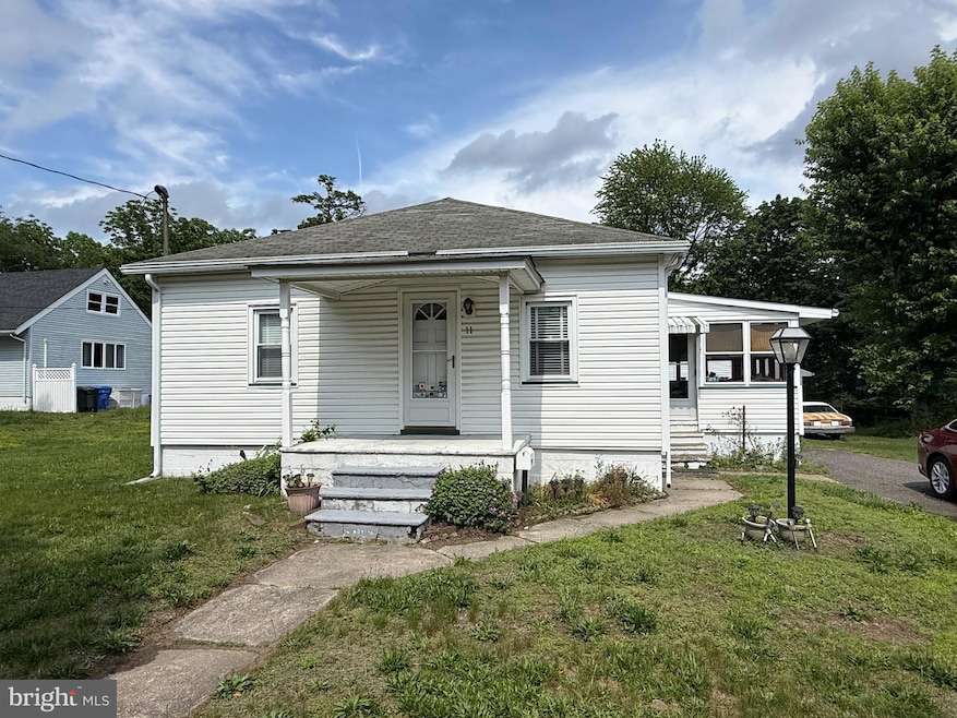 11 S Hunterdon Ave, Hainesport, NJ 08036 - photo 1