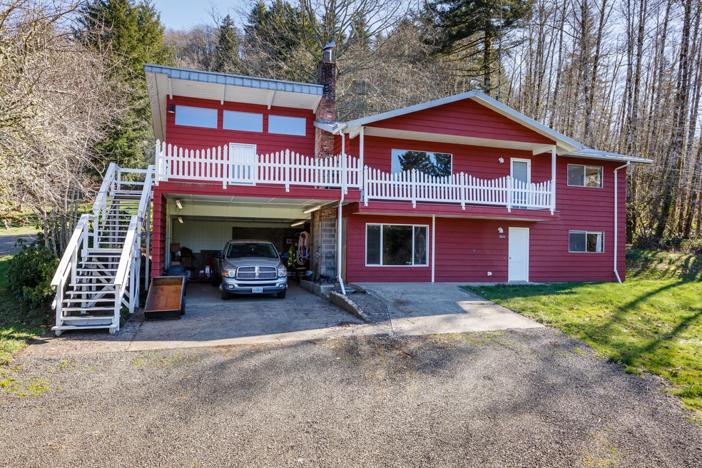Front view of home