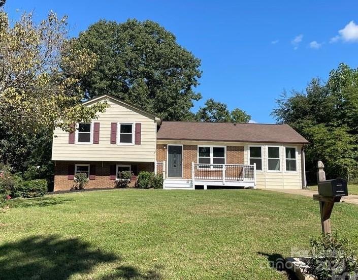 100 Rockledge Dr, Gastonia, NC 28052 - photo 1