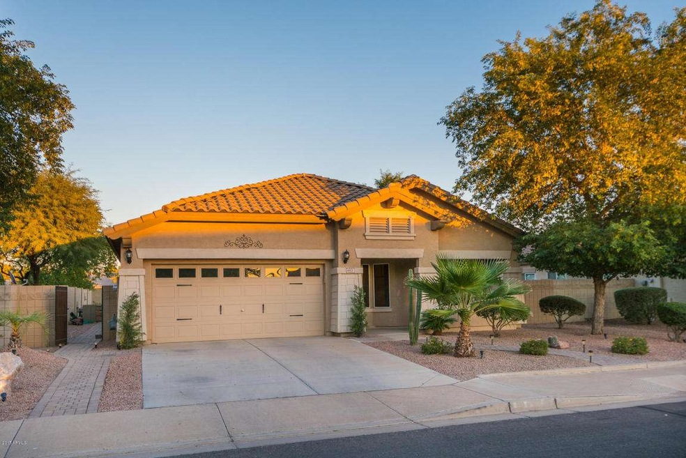01- FRONT OF HOME