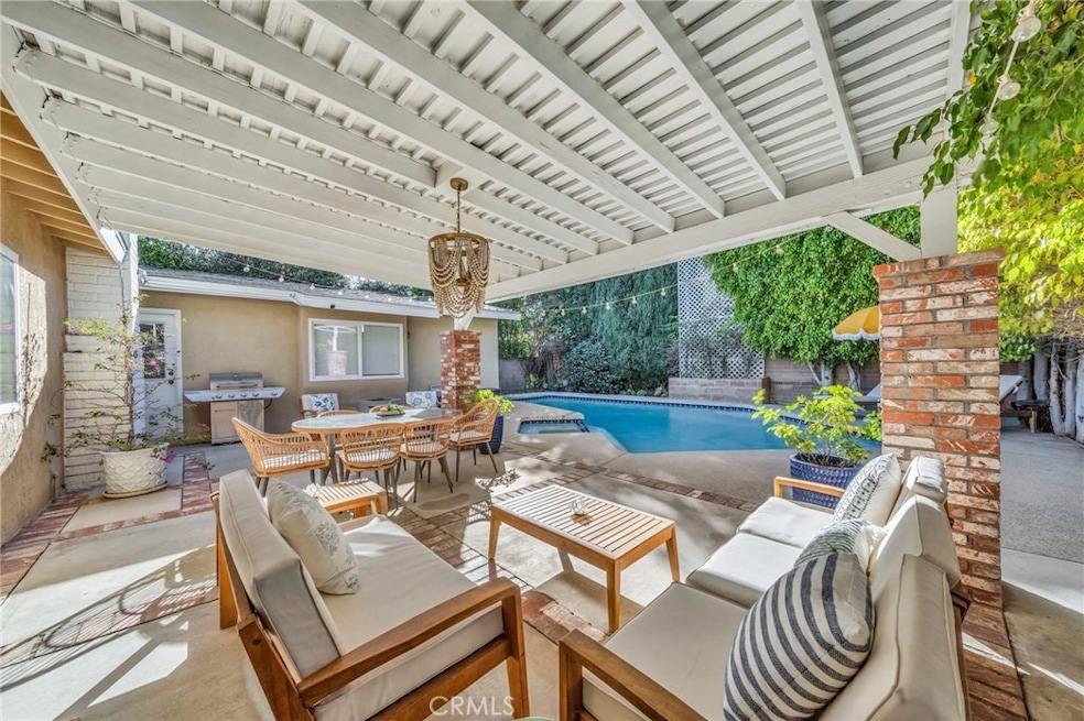 Sold $1,601,000 • Co-Listing Agent