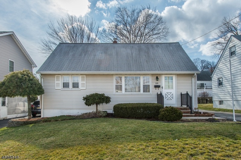 23 Glen Oaks Ct, Clifton, NJ 07012 - photo 1