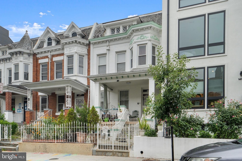 For Rent $2,200/month