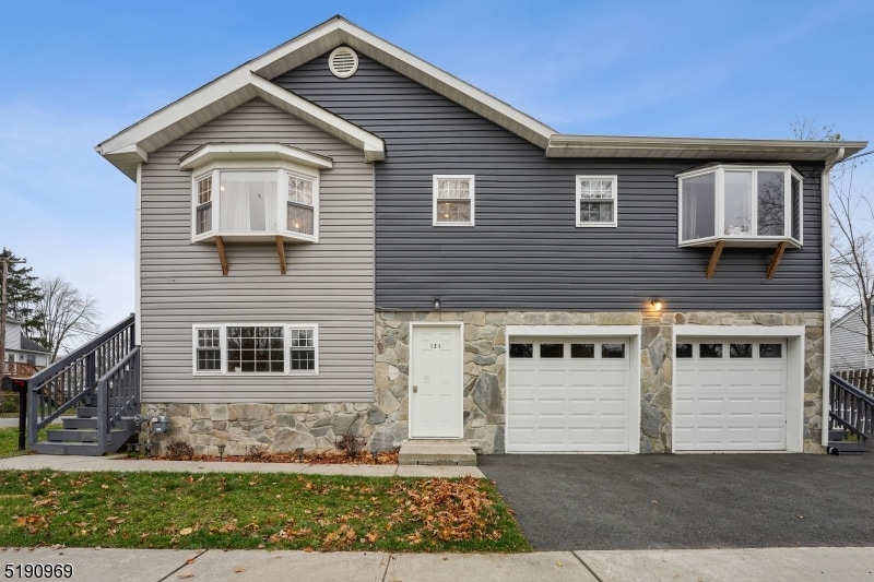 121 Dawes Hwy, Pompton Lakes, NJ 07442 - photo 1