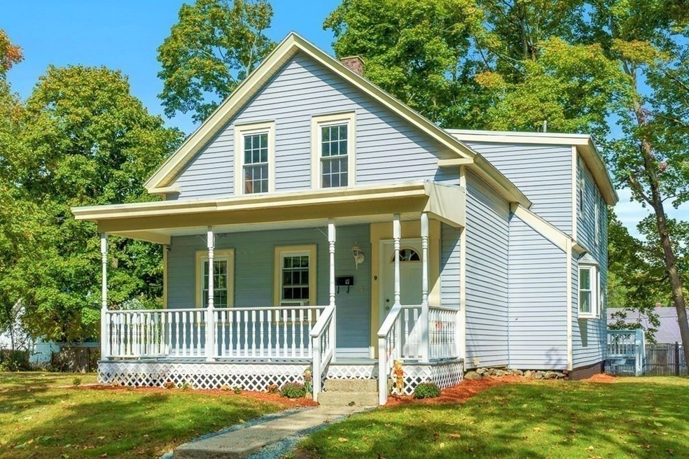 9 Pine St, Hudson, MA 01749 - photo 1