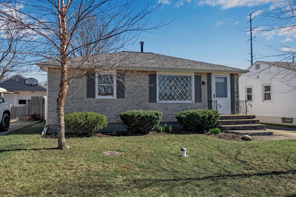 5039 Pkwy, Hamburg, NY 14075 MLS 11267221