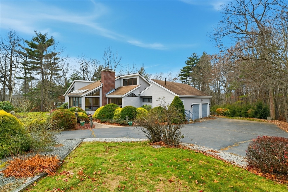 For Sale $665,000 • Co-Listing Agent