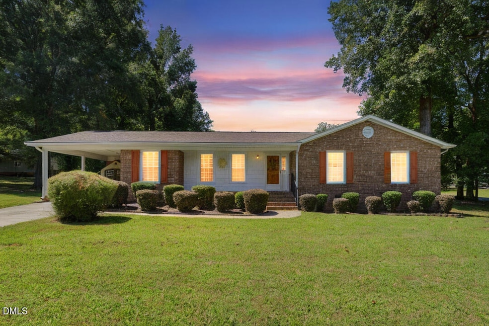 DSC07280-(1) - Day To Dusk - Dusk - 0