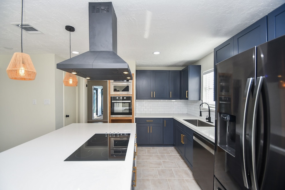 5515 Council Grove Ln, Houston, TX 77088 - photo 1