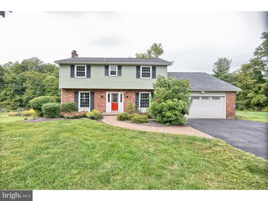 135 Ravenhill Rd, Phoenixville, PA 19460 - photo 1