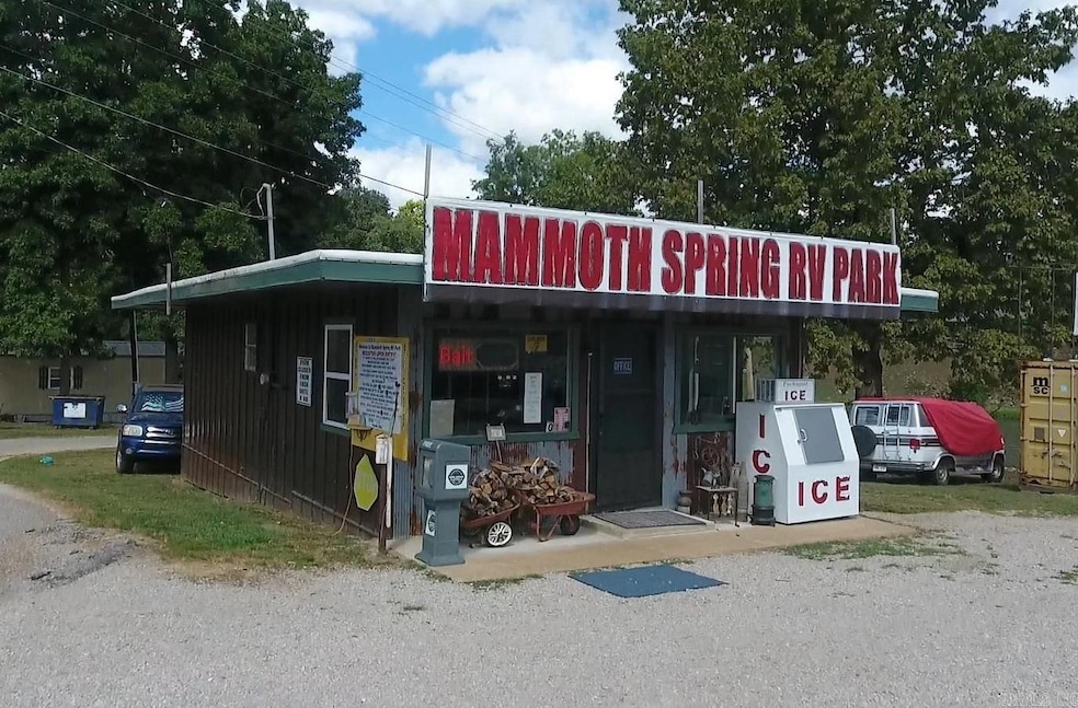 107 U S 63, Mammoth Spring, AR 72554 - photo 1