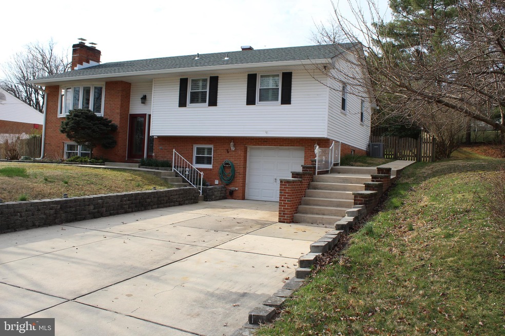 4805 Hilltop Ct, Nottingham, MD 21236 - photo 1