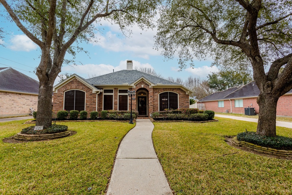 8207 W Copper Village Dr, Houston, TX 77095 - photo 1