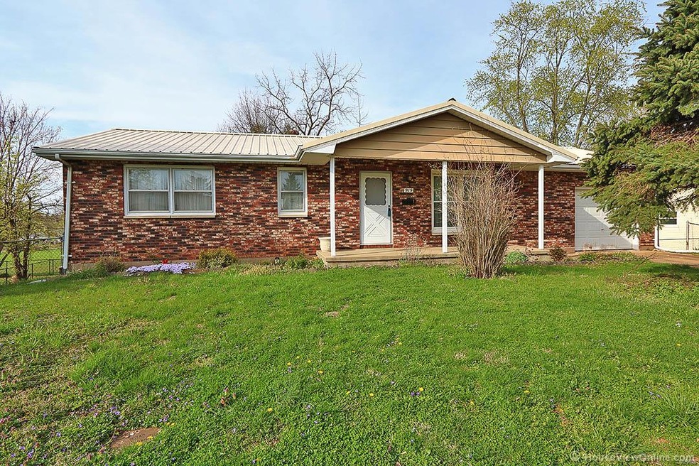 919 Ruby Dr, Farmington, MO 63640 - photo 1