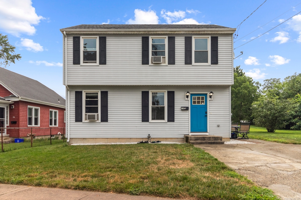 24 Washington St, Pawcatuck, CT 06379 - photo 1