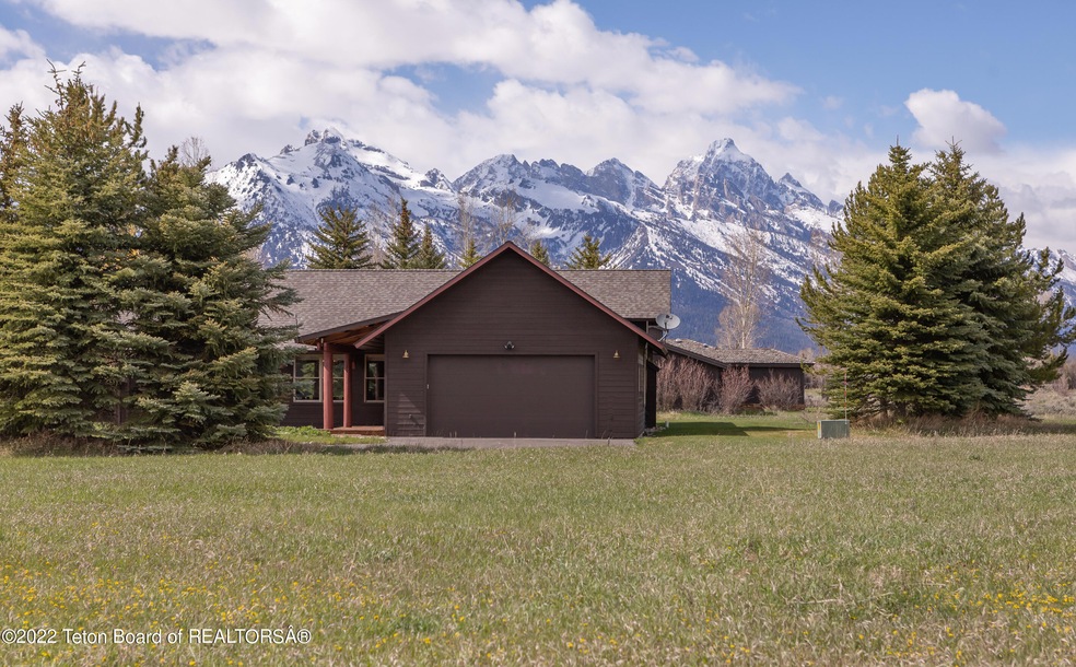 1 Acre Abutting Open Space