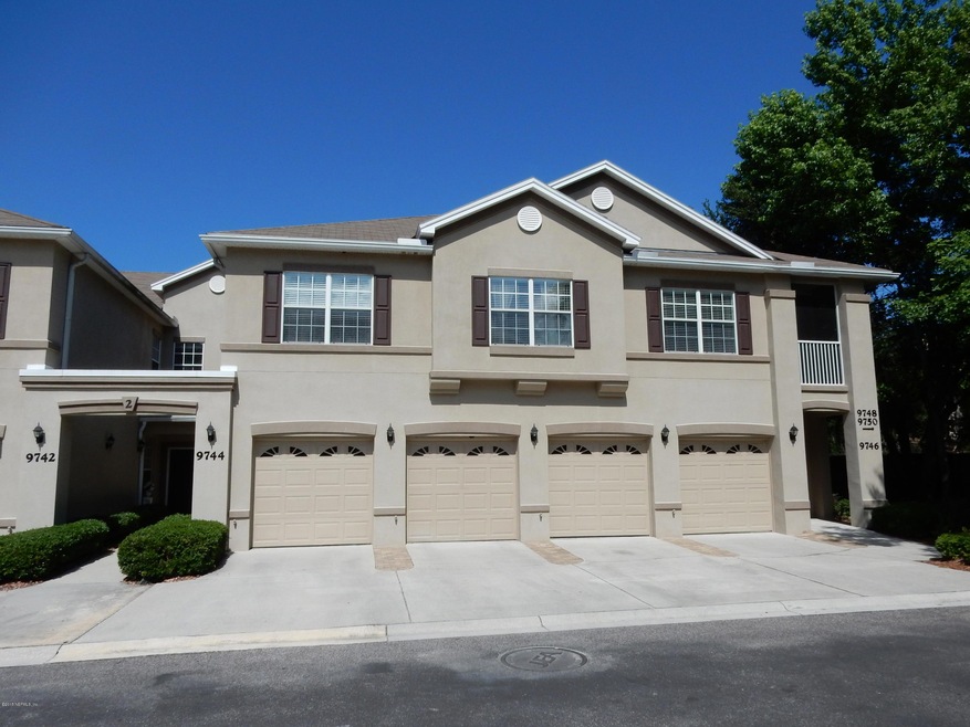 SUMMER GROVE WAY 9744