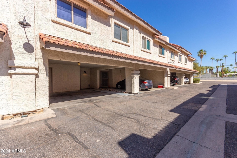 4328 N 36th St unit 9, Phoenix, AZ 85018 - photo 1