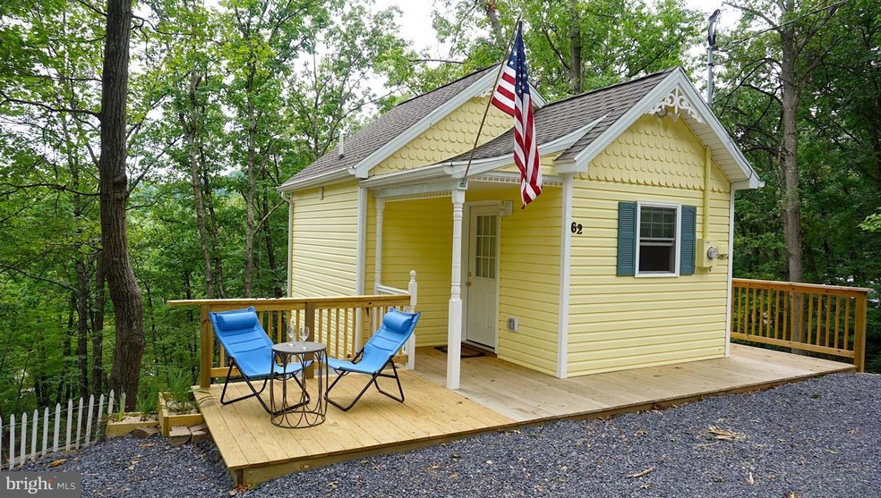 62 Laurel Hill Ln, Berkeley Springs, WV 25411 - photo 1