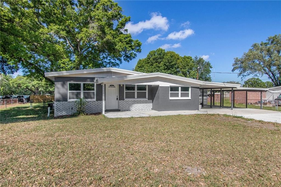 1105 S 90th St, Tampa, FL 33619 - photo 1