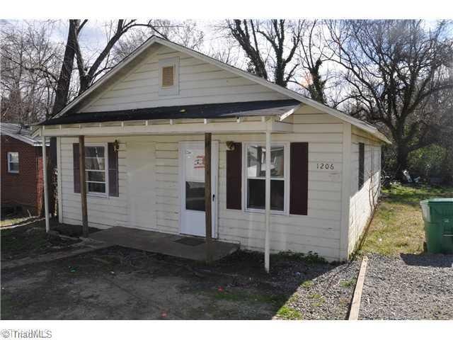 1206 Furlough Ave, High Point, NC 27260 - photo 1