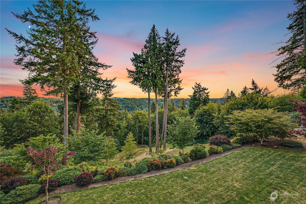 12345 206th Place SE, Issaquah, WA 98027 MLS NWM2143095