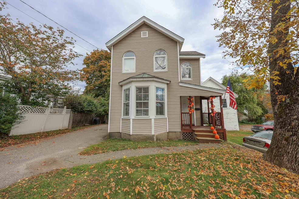 5 Gerry Ave, Newmarket, NH 03857 - photo 1