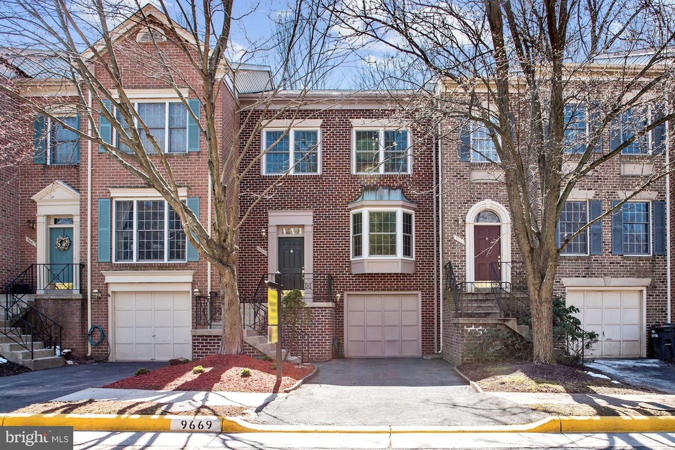 9669 Britford Dr, Burke, VA 22015 - photo 1