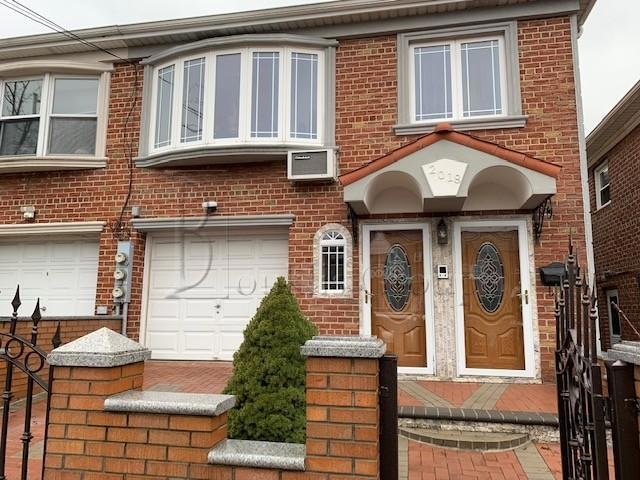 20-18 33rd St unit 1st FL, Long Island City, NY 11105 - photo 1