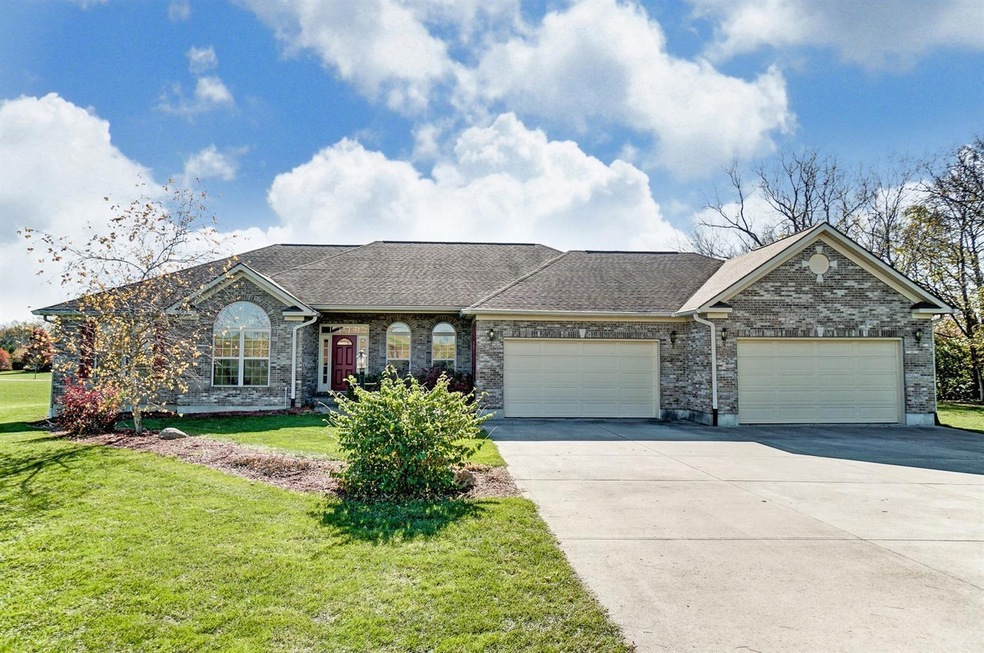 7085 Linn Rd, Liberty Township, OH 45044 - photo 1