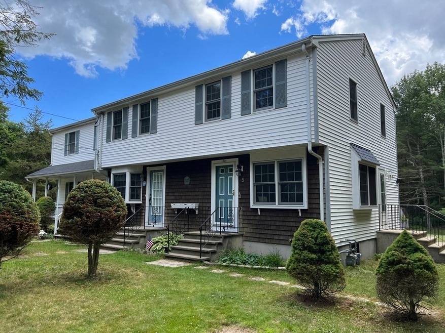 5 Willow St unit 5, Foxboro, MA 02035 - photo 1