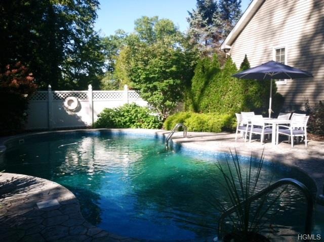 3 Turf Rd, Suffern, NY 10901 - photo 1