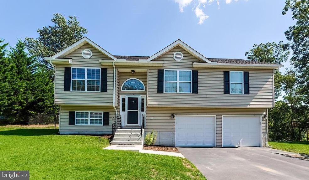 166 Leviticus Dr, Bunker Hill, WV 25413 - photo 1