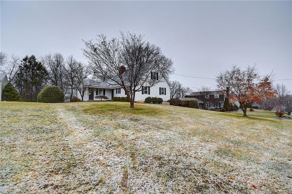 115 Boulter Rd, Wethersfield, CT 06109 - photo 1