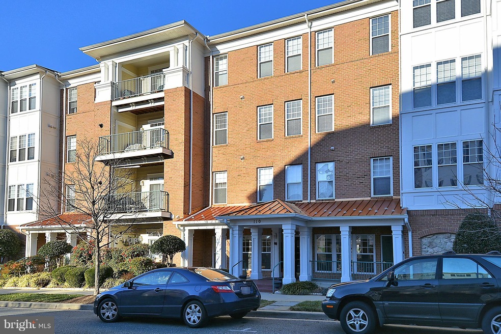 110 Chevy Chase St, Gaithersburg, MD 20878 - photo 1