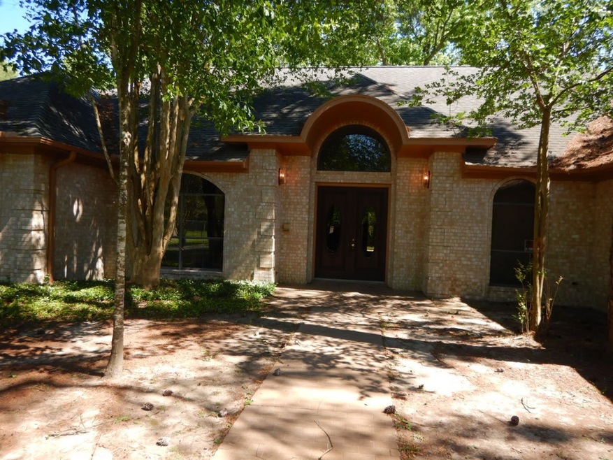 833 Baker Dr, Tomball, TX 77375 - photo 1