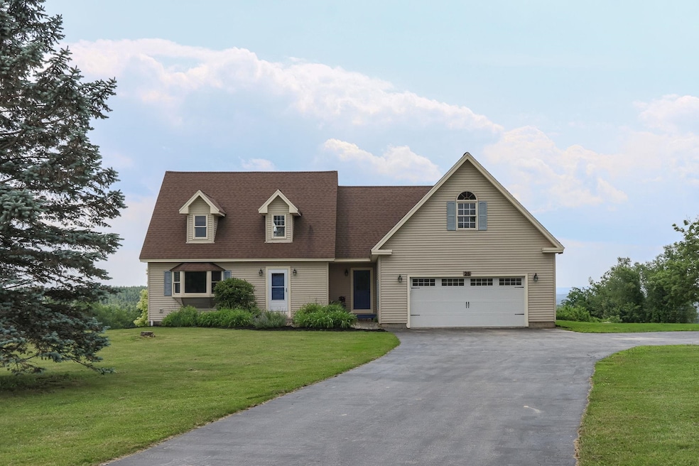Gorgeous home with VIEWS of the valley!