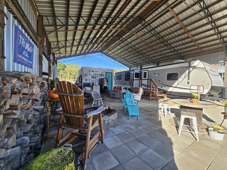 1008 Wc Pickett Rd, Clifton, TN 38425 - photo 1