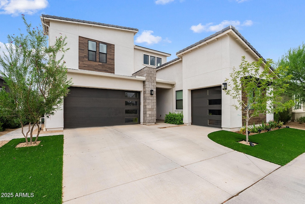 For Sale $824,999 • Co-Listing Agent