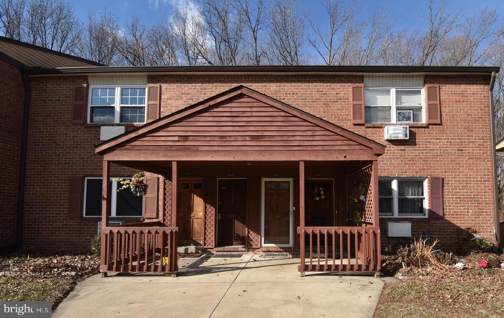 304 Garnet Dr unit 3N, Burlington, NJ 08016 - photo 1