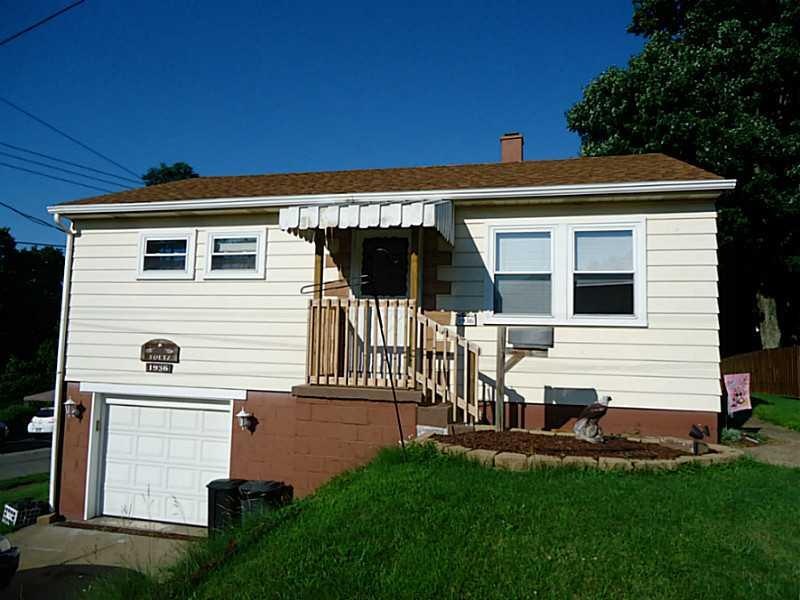 Exterior Front. Welcome to this nice 2 bedroom, 2 